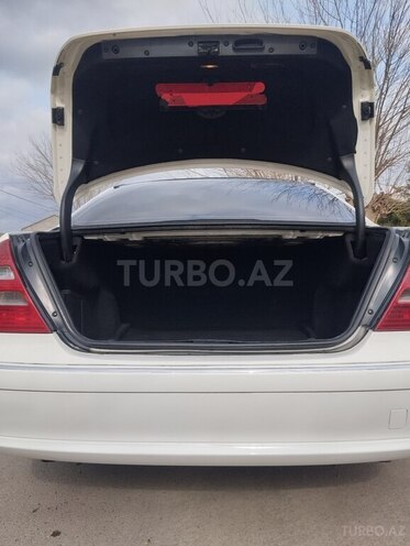 Mercedes E 200 2005, 385,154 km - 1.8 л - Biləsuvar
