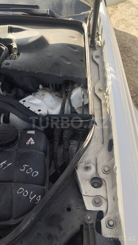 Mercedes E 200 2005, 385,154 km - 1.8 л - Biləsuvar
