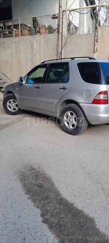 Mercedes ML 320 1999, 185,000 km - 3.2 л - Bakı