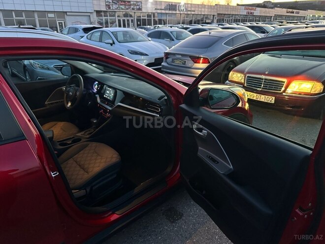 Kia Niro-17