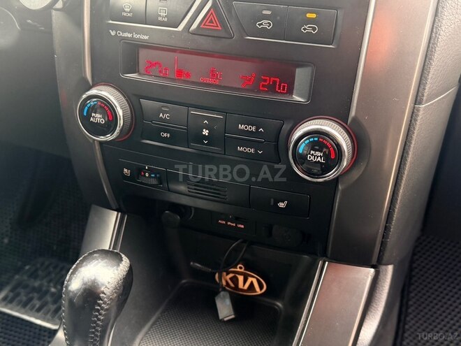 Kia Sorento 2010, 298,000 km - 2.0 l - Tovuz