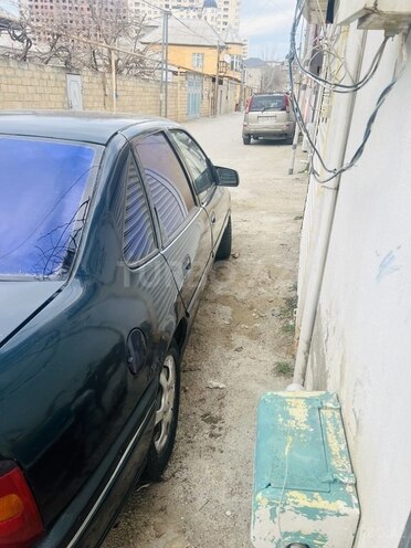 Opel Vectra 1994, 295,781 km - 2.0 l - Xırdalan