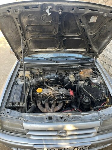 Opel Astra-4