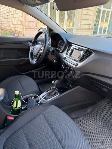 Hyundai Accent 2018, 85,000 km - 1.6 l - Bakı