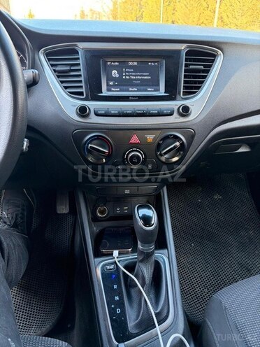 Hyundai Accent 2018, 85,000 km - 1.6 l - Bakı