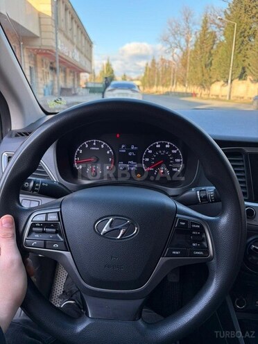 Hyundai Accent 2018, 85,000 km - 1.6 l - Bakı