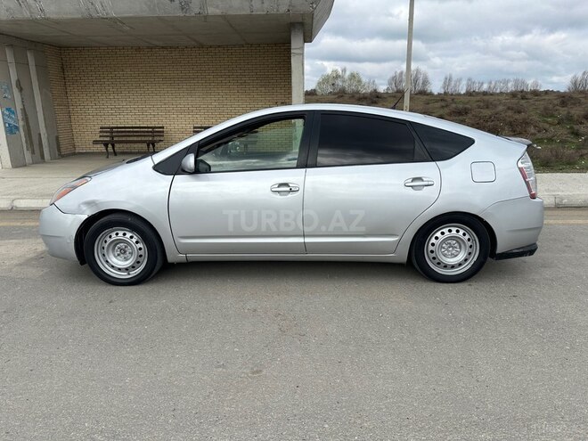 Toyota Prius 2008, 732,252 km - 1.5 l - Zərdab