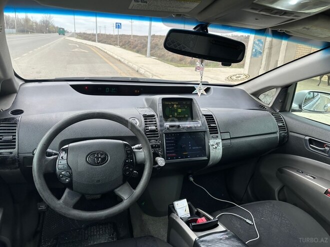 Toyota Prius 2008, 732,252 km - 1.5 l - Zərdab