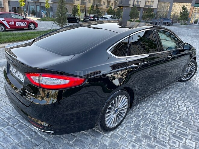 Ford Mondeo-12