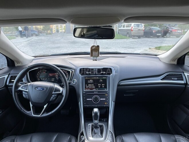 Ford Mondeo-2