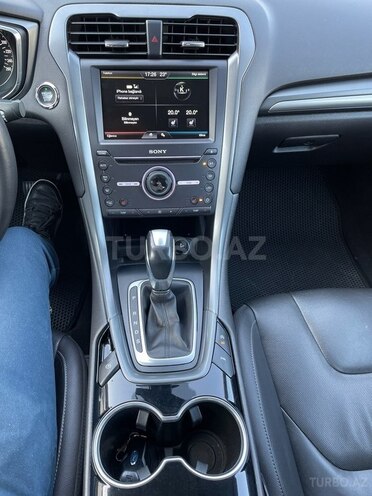 Ford Mondeo-20