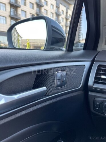 Ford Mondeo-18