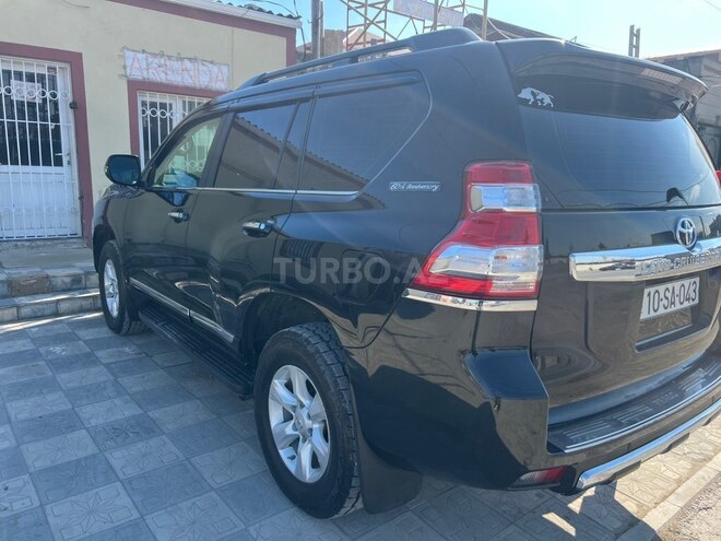 Toyota Land Cruiser Prado-4
