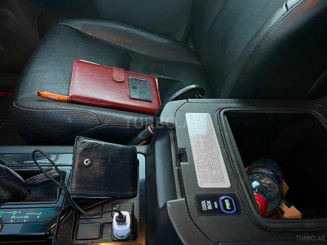 Toyota Land Cruiser Prado-15