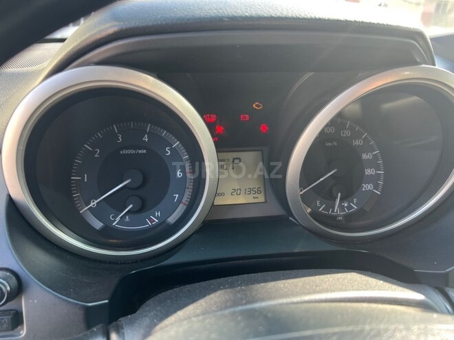 Toyota Land Cruiser Prado-11