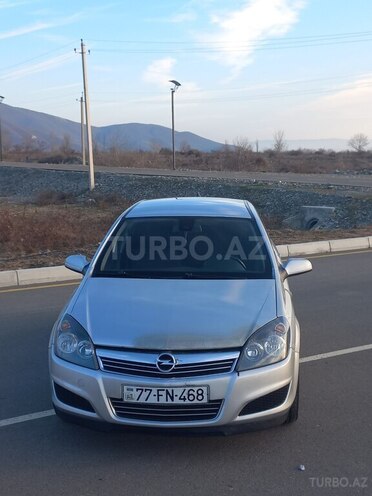 Opel Astra 2007, 300,000 km - 1.3 l - Şəki