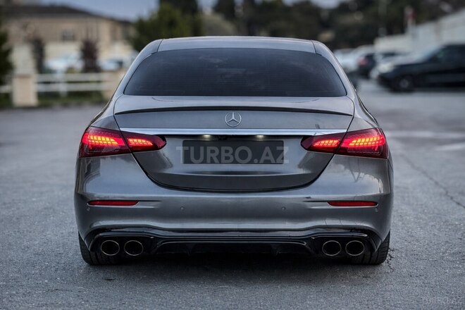 Mercedes E 220 d 2020, 122,654 km - 2.0 l - Bakı