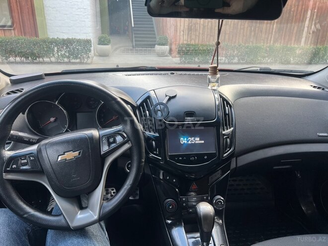Chevrolet Cruze-13