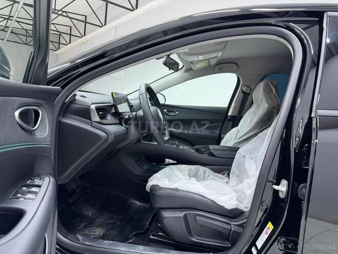 BYD Seal 05-13