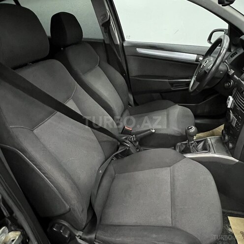Opel Astra-8