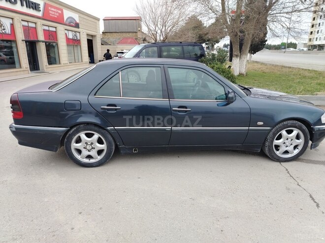 Mercedes C 240 1997, 290,000 km - 2.4 л - Sumqayıt