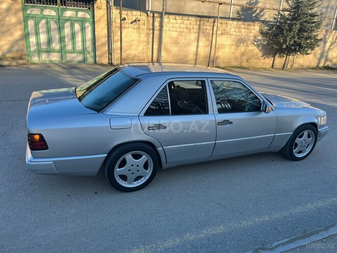 Mercedes 220 E 1992, 295,786 km - 2.2 л - Bakı