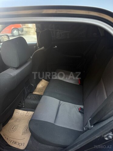 Toyota Corolla 2006, 265,000 km - 1.4 l - Bakı