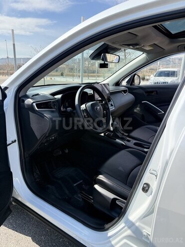 Toyota Corolla Cross 2024, 34,800 km - 2.0 l - Bakı