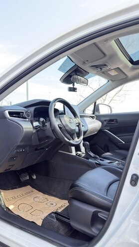Toyota Corolla Cross 2024, 34,800 km - 2.0 l - Bakı