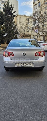 Volkswagen Passat 2006, 280,000 km - 3.2 л - Bakı
