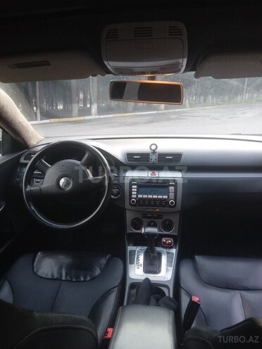 Volkswagen Passat 2005, 182,000 km - 2.0 l - Bakı