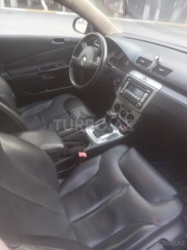Volkswagen Passat 2005, 182,000 km - 2.0 l - Bakı