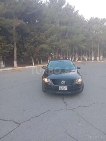Volkswagen Passat 2005, 182,000 km - 2.0 l - Bakı