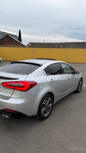 Kia Cerato-4