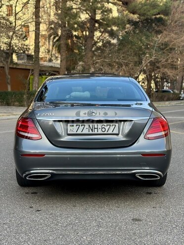 Mercedes E 220 d 2016, 170,000 km - 2.0 l - Bakı