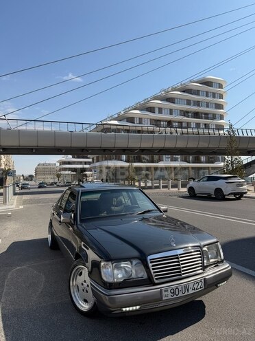Mercedes 220 E-14