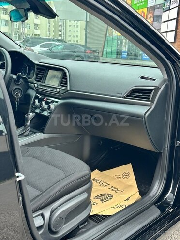 Hyundai Elantra 2019, 114,000 km - 2.0 l - Bakı