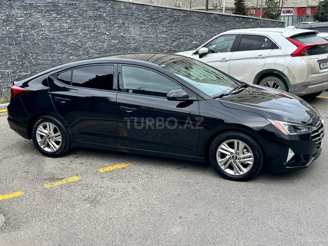 Hyundai Elantra 2019, 114,000 km - 2.0 l - Bakı