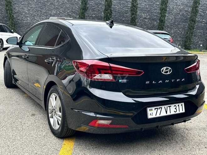 Hyundai Elantra 2019, 114,000 km - 2.0 l - Bakı