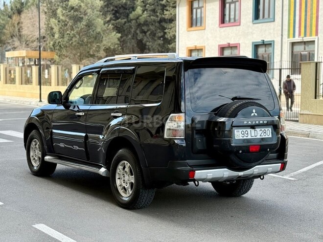 Mitsubishi Pajero 2008, 283,462 km - 3.0 л - Bakı