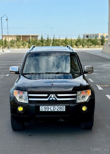 Mitsubishi Pajero 2008, 283,462 km - 3.0 л - Bakı