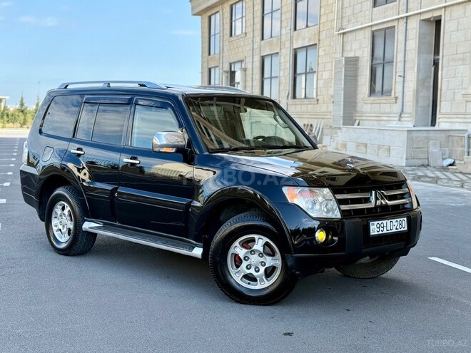 Mitsubishi Pajero 2008, 283,462 km - 3.0 л - Bakı