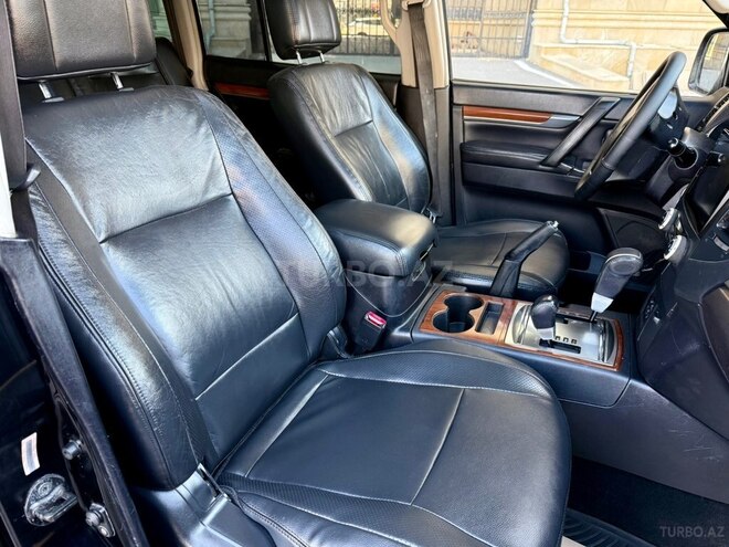 Mitsubishi Pajero 2008, 283,462 km - 3.0 л - Bakı