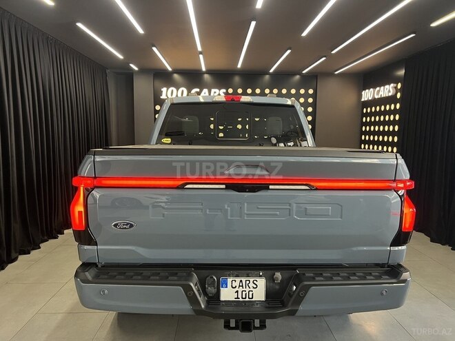 Ford F-150-5