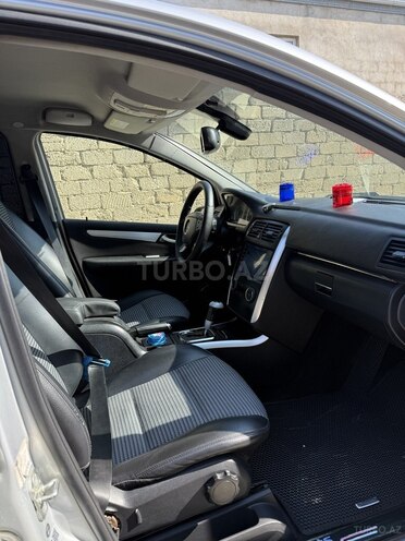 Mercedes B 200-6