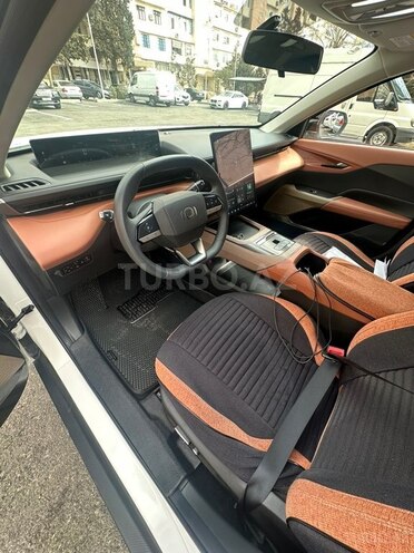 Changan Qiyuan A05 2025, 32,400 km - 1.5 л - Bakı