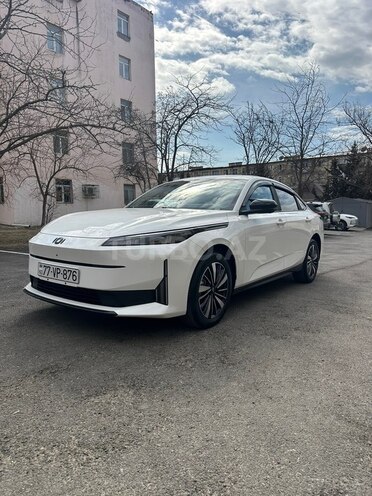 Changan Qiyuan A05 2025, 32,400 km - 1.5 л - Bakı