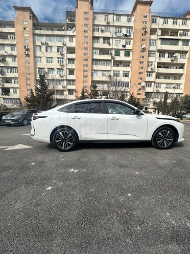 Changan Qiyuan A05 2025, 32,400 km - 1.5 л - Bakı