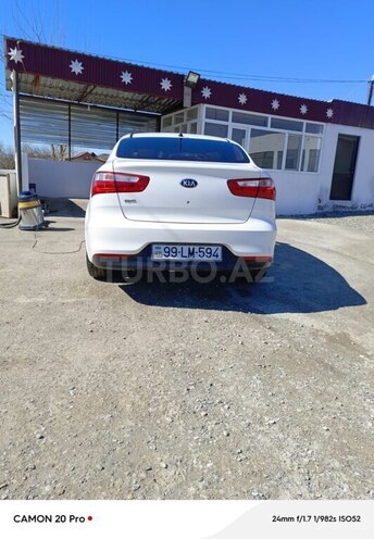 Kia Rio-4