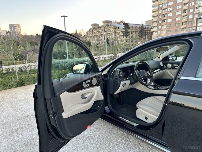 Mercedes E 300 e-6